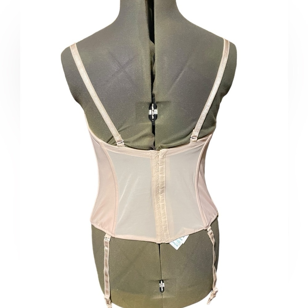 CARNIVAL Size 40B Invisible Full Coverage Torsolette beige nude 52520206 - Picture 4 of 9